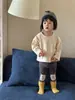 Roupas Infantis Estilo Coreano Nozi 2026 Novo Modelo Roupas para Meninos Outono Suéter Listrado para Meninos Jaqueta e Calça Legging