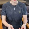 Camiseta de Manga Corta para Hombre Marca Clásica de Moda Verano 2025 Juvenil Versátil Estilo Hong Kong Moderna Camiseta Casual y Atractiva para Hombre