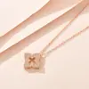 Moderna y de Alta Gama Collar de Cuatro Hojas Hueco Totalmente Incrustado de Diamantes para Mujer, Cadena de Cobre Versátil de Lujo Ligero, No se Desvanece, Nicho, Venta al por Mayor