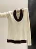 Blusa de Tricô Color Block Estilo Coreano com Gola U e Alças Falsa Dupla Peça para Mulheres 2026 Outono Inicial Nova Slimming Camada Base Top Interno