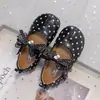 Zapatos de Princesa de Lunares para Niñas 2026 Otoño Nuevo Estilo Encaje con Lazo Suela Suave Antideslizantes de Cuero Corte Bajo Zapatos Individuales