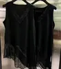 Colete Longo Assimétrico de Renda Nova com Gola V e Recortes para Primavera Antecipada 2026 de Dongdaemun, Coreia do Sul, para Mulheres Usarem com Tops de Manga Curta em Camadas