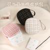Nueva bolsa de lipstick de celebridad de Internet bolsa de almacenamiento de cosméticos de lujo ligero bolsa de algodón sanitario portátil de viaje estilo Chanel avanzado