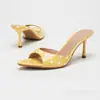 Chinelo mule de salto alto bico fino estilo poá fresco e simples, sandália feminina stiletto versátil de verão suave, novo modelo de primavera