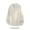 Chegada Nova Outono 2026 Estilo Hong Kong Branco Tamanho Grande Gola Alta Manga Longa Camiseta M-5X HT26747-TeP16