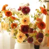 Nueva Flor Artificial de Crisantemo Pequeño de Múltiples Cabezas Estilo Chino Rama Única Flor de Tela de Seda Arreglo de Flores Artificiales de Gama Alta Ramo Suave