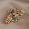 Novo broche estilo antigo de alta qualidade ins para mulheres estilo chinês leque borla pino de terno placket de pressão cheongsam corsage atacado