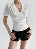 Blusa Feminina 2025 Verão Nova Gola V Cor Sólida Manga Curta Estilo Nicho Puro Desejo com Pregas Cruzadas Camiseta Roupas Femininas