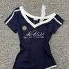 Camiseta de Manga Corta con Hombro Descubierto y Patchwork de Encaje 'Pure Desire' para Mujer, Estilo Corto de Verano, Corte Ajustado, Ceñida a la Cintura, Top Versátil Único Dulce y Picante