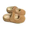 Sapatos Peludos de Solado Grosso Cinza para Mulheres para Outono e Inverno Calçados Externos 2025 Novos Sapatos Mary Jane de Algodão Quentes com Forro de Lã e Solado Plano para Mulheres