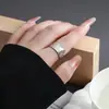 Anillo abierto de acero inoxidable estilo coreano y japonés, popular entre los influencers, versátil para el uso diario, anillo abierto simple, accesorio versátil