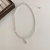 Collar Retro Estilo Francés de Perla Blanca Gota de Agua con Diseño de Lujo Ligero, Cadena para Clavícula Exquisita y de Nicho, Modelo Nuevo