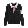 Top de punto estilo preppy, color juvenil en bloques, cuello polo de cuatro rayas, manga larga, con lazo y bordado de cachorro, efecto adelgazante