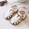 Sandalias para Niña Lindas Orejas de Conejo Zapatos de Bebé Punta Cerrada Suela Suave Antideslizantes Sandalias para Niña Zapatos para Niños Pequeños Sandalias Pequeñas para Niños