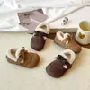 Zapatos Casuales para Niñas con Forro de Felpa Cálido de Lana de Cordero y Algodón 2025 Invierno Nuevos Suela Suave Dos-Algodón Zapatos Versátiles Zapatos Birkenstock Modernos