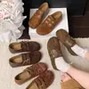 Zapatos versátiles de alta gama para mujer 2026 con plataforma interior, nuevo estilo de moda de otoño, zapatos casuales de doble uso con tacón, estilo popular