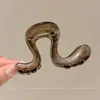 Pinza de tiburón de tamaño mediano para mujeres con cabello fino, para crear un recogido de media altura elegante, pinza de garra sofisticada y delicada para la parte posterior de la cabeza
