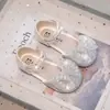 Sandalias de Princesa para Niñas Zapatos de Cristal 2026 Verano Nuevas Sandalias Infantiles de Suela Suave de Punta Cerrada para Niñas con Lazo
