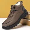 Botas de Nieve Invierno Caña Alta Forradas de Felpa Zapatos de Algodón para Hombre Cuero Suave Suela Suave Casual Zapatos de Algodón y Cuero Zapatos de Papá para Hombre Botas Cálidas