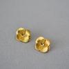 Estilo japonês e coreano Ins Metal Estilo legal Distintivo Tridimensional Quatro folhas Trevo Flor Latão Banhado a Ouro 925 Brincos de Prata Brincos para Mulheres