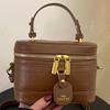 Bolso Pequeño Texturizado de Alta Gama para Mujer, Nueva Moda Primavera/Verano 2026, Bolso Cruzado de Nicho, Bolso Cubo de Mano de Moda para Mujer