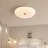 Luminária de teto minimalista para quarto, novo design redondo em onda, estética de alta qualidade, amigável aos olhos, espectro completo, adequada para quartos de estudo de crianças, com três opções de temperatura de cor