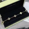 Pulsera de Piedra Burbuja Esmaltada de Trébol de Cuatro Hojas para Mujer, Versión de Alta Gama, Chapada en Oro V con Oro Rosa de 18 Quilates, Ágata Roja, Moderna