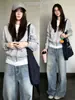 Sudadera corta con capucha personalizada para mujer, nuevo estilo otoño 2026, fina y de corte holgado, estilo coreano de principios de otoño, adecuada para figuras petite