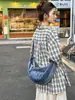 Bolso de mezclilla de gran capacidad de moda transfronterizo 2026 nuevo de verano versátil tipo empanada, bolso de hombro y cruzado simple para el día a día