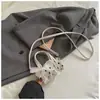 2026 Novo Bolsa de Mão para o Início do Outono Alta Aparência Personalidade Bolsa de Mão Bolinhas Sensação Relaxada Bolsa de Ombro com Personalidade Bolsa Transversal Tendência