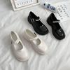 Zapatos Mary Jane para Mujer Otoño 2025 Nuevos Franceses de Punta Ancha y Boca Baja Zapatos Pequeños de Cuero con Perlas y Tacones Gruesos