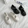 Zapatos Pequeños de Cuero Estilo Retro Francés Británico para Mujer 2025 Primavera Nuevos Zapatos Mary Jane de Cordones Finos con Perlas Estilo Hada Suela Gruesa