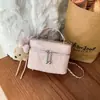 Shuai Mijia 2026 Bolso de Cadena de Estilo Alto Nuevo para Mujer, Bolso Cuadrado Pequeño de Mano Moderno y Elegante, Bolso de Hombro de Estilo Relajado