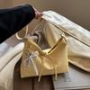 Bolsa de Axila Simples Estilo Coreano Estilo Ins para Mulheres 2025 Primavera e Verão Nova Tendência Versátil High-End Transversal de Ombro Único