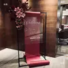 Nuevos accesorios para bodas: arco/marco de hierro forjado, decoración de boda al aire libre, letrero/soporte indicador de área de bienvenida.