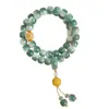Pulsera de Raíz de Bodhi Estilo Paisaje con Cuentas Verdes Estilo Antiguo y Patrones Florales, una Pulsera de Cuentas Budistas para Sostener en la Mano para Mujeres en Estilo Chino Tradicional