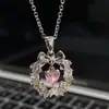 Collar con Lazo de Guirnalda de Amor Cadena para Clavícula de Mujer Lujo Accesible Diseño de Nicho Navidad Ins Mejor Amiga Corazón