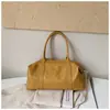Bolsa de mão grande capacidade transfronteiriça para mulheres, nova tendência 2026 superfície macia textura cravejada bolsa de ombro e transversal