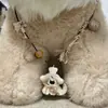 ¡¡¡Súper lindo!!! Collar Colgante Perro Globo M&M Rojo para Mujer, Nuevo Accesorio de Cadena para Suéter de Alta Gama Otoño e Invierno 2025