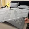 2026 Nuevo Producto Clase A Sandwich Compuesto de Alta Densidad Jacquard de PE Esterilla Hielo Frijol Set de Tres Piezas