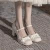 Zapatos Mary Jane Blancos de Nicho para Mujer 2025 Primavera Nuevo Diseño Versátiles de Tacón Medio Vestido de Dama de Honor Tacones Altos
