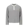 Camiseta de manga comprida listrada com gola Henley para homens e mulheres, estilo casual americano para outono e inverno, moletom de camada interna, camiseta base cleanfit