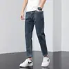 Pantalones vaqueros nuevos para primavera y otoño de 2026, marca de moda para hombre, pantalones casuales de verano finos ajustados, pantalones cropped versátiles