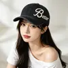 Nova Boné de Baseball Casual Versátil Estilo Coreano Elegante com Bordado de Letras, Protetor Solar para Exterior, Efeito Emagrecimento Facial, Boné Bico de Pato