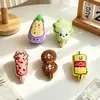 Pingentes de espeto para bonecas, broches, chaveiros de brinquedo, acessórios, sapatos, meias, roupas, presilhas de cabelo, decorações de mochila, presentes no atacado