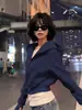 Chamarra sudadera blanca y gris de corte slim para mujer, nuevo estilo coreano otoño 2026, extremadamente elegante, con hombros rectos y cintura ceñida, sudadera con capucha
