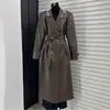 Abrigo Nuevo Estilo Primavera y Otoño 2026, Sencillo y de Alta Gama, Gabardina Larga de Cuero con Solapa de Traje, Holgada, con Cinturón, para Mujer