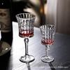 Copa de champán tallada en relieve francés de nicho, copa de vino tinto femenina de alto aspecto, copa de estilo retro europeo