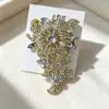 Broche anti-exposição, fecho de roupa, acessório para afinar a cintura, decoração de gola de terno, acessório de broche pequeno versátil