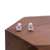 Nuevos Pendientes de Tachuela Mini Compactos Calados en Forma de Flor con Diamantes Brillantes, No Necesitan Quitarse para Dormir Diariamente, Diseño de Rosca, Pendientes Exquisitos